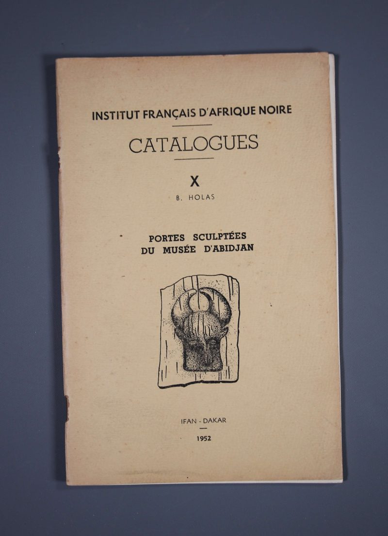 Portes sculptées du musée d’Abidjan