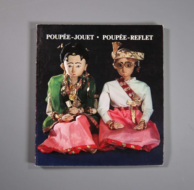 Poupée-jouet – Poupée-reflet